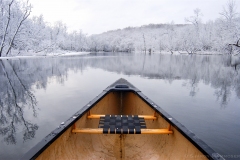 Canoer in Winter